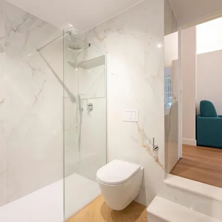 Nobel - Historic Center - Happy Apartment *
